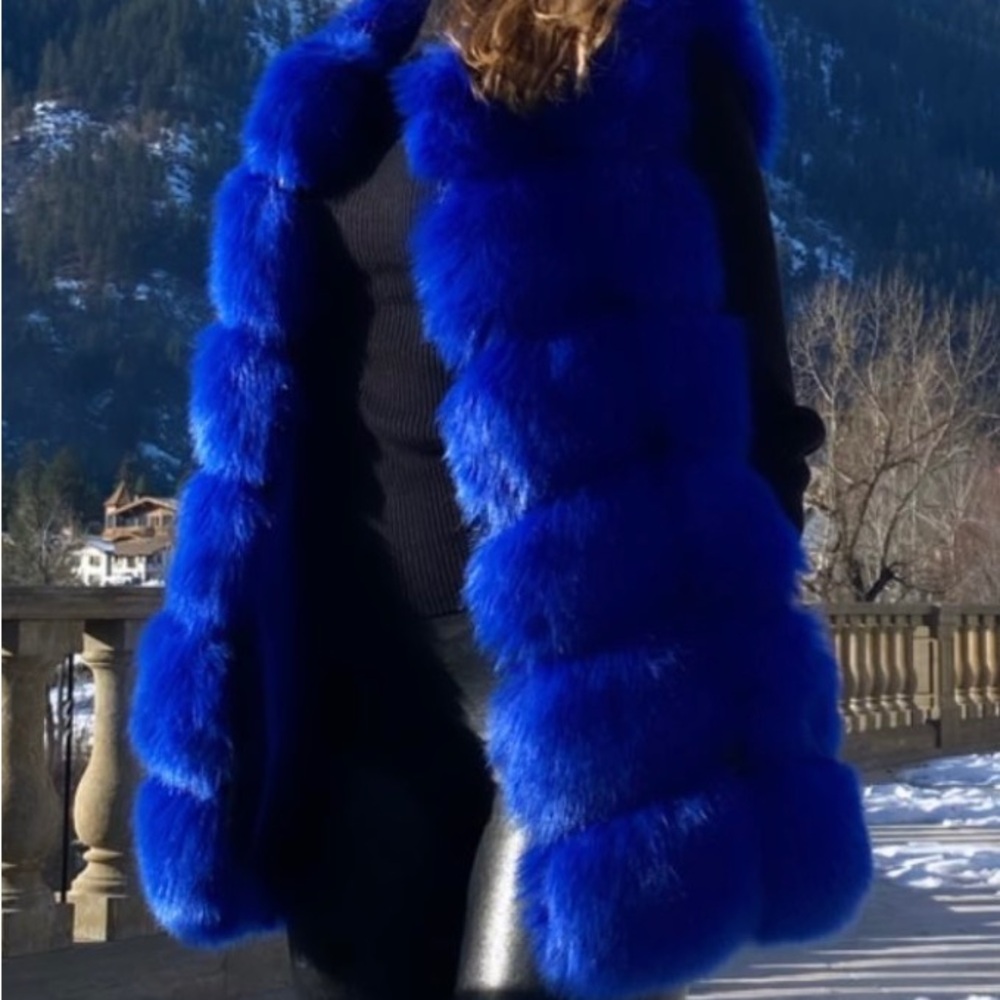 Fur top